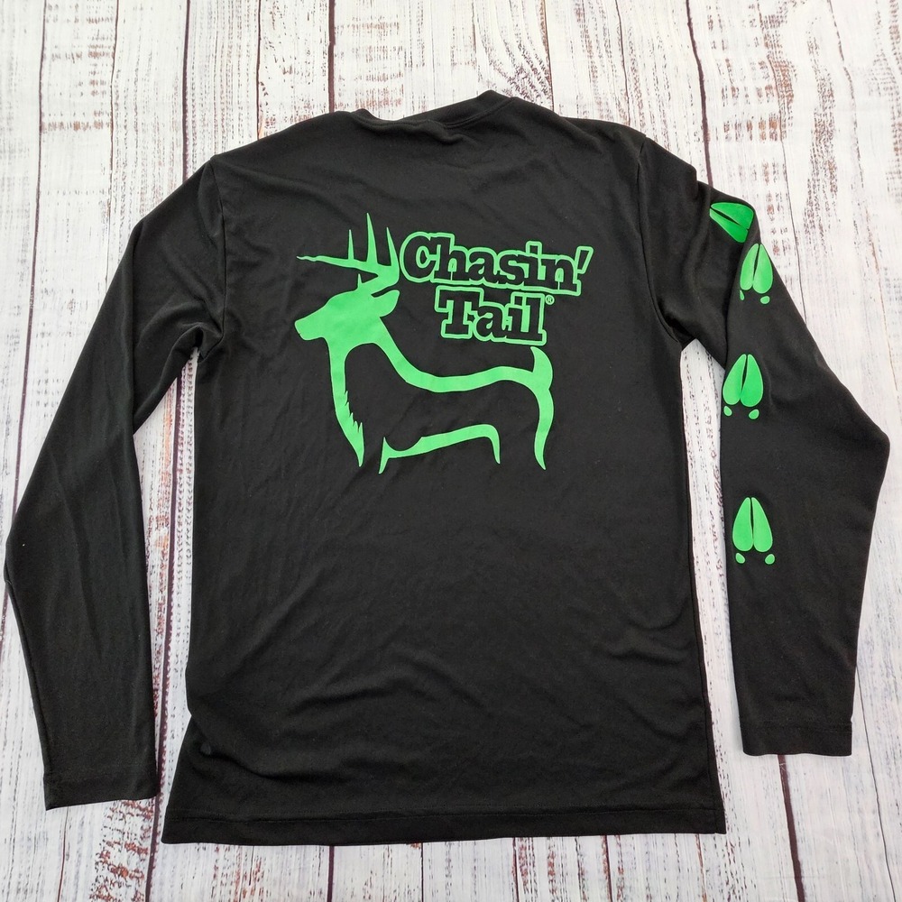 Chasin' Tail Deer Black Long Sleeve Polyester Performance T-Shirt Men's XS‎